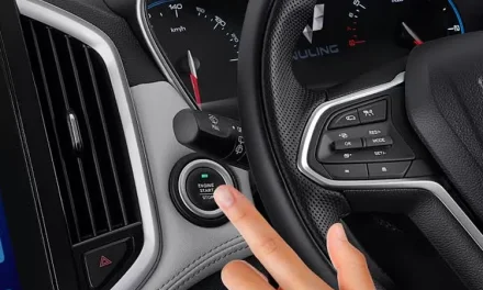 Memanaskan Mesin Mobil Matik Tanpa Merusak