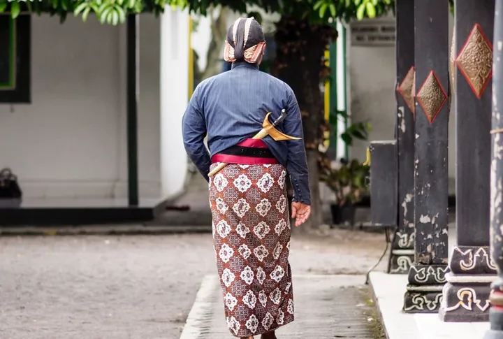 Tanda-Tanda Keturunan Bangsawan Menurut Primbon Jawa