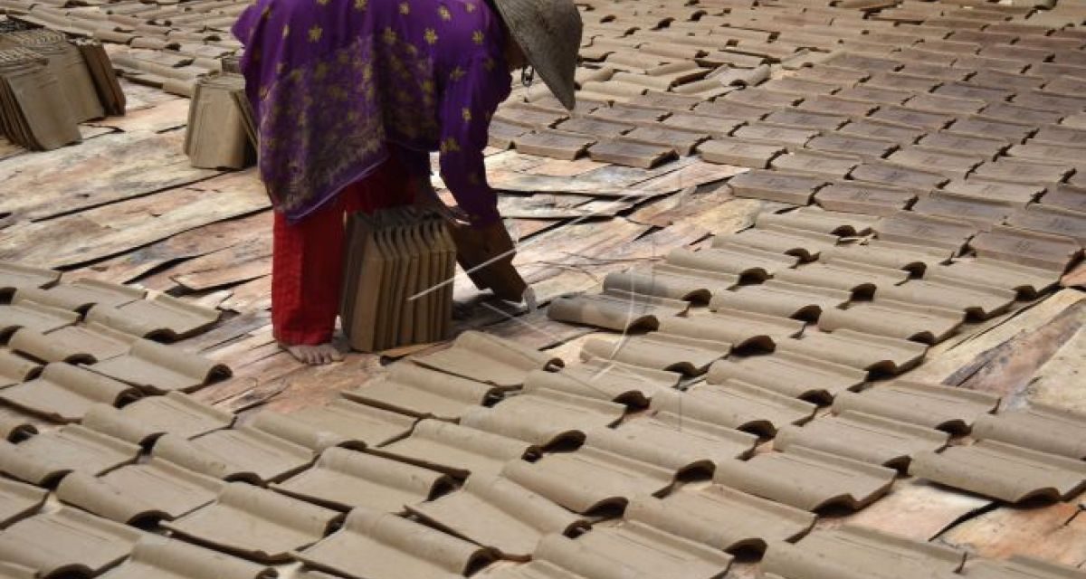 Perajin Genting Gunungkidul Semringah “Gentengisasi” Digaungkan Prabowo