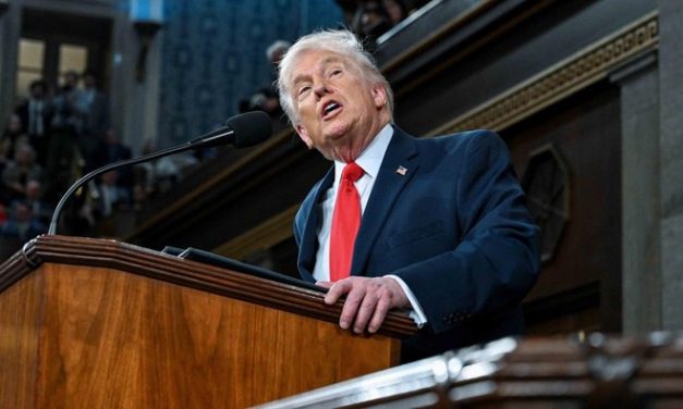 Trump Tuding Iran Sedang Membuat Rudal Yang Bisa Capai AS