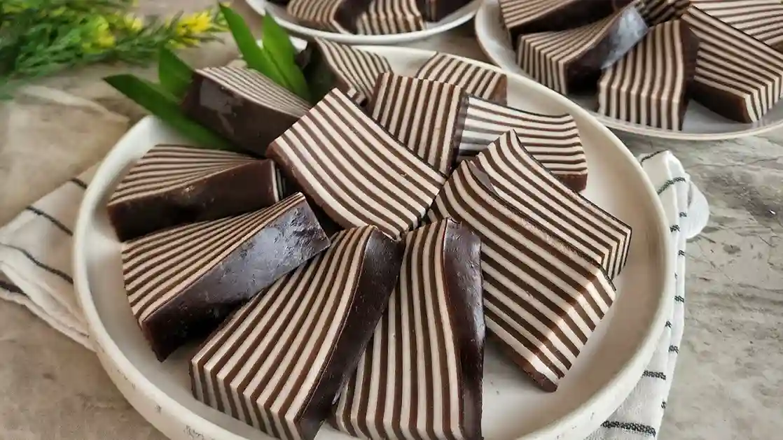 Kue Lapis: Warisan Manis Yang Selalu Memikat Lidah
