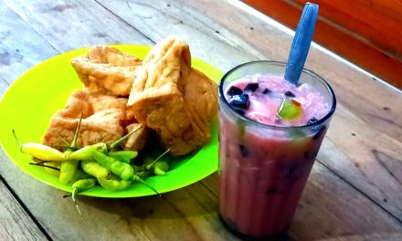 Es Legendaris Saparuwa, Wajib Di Coba Pemudik Di Jalur Pantura Pasuruan