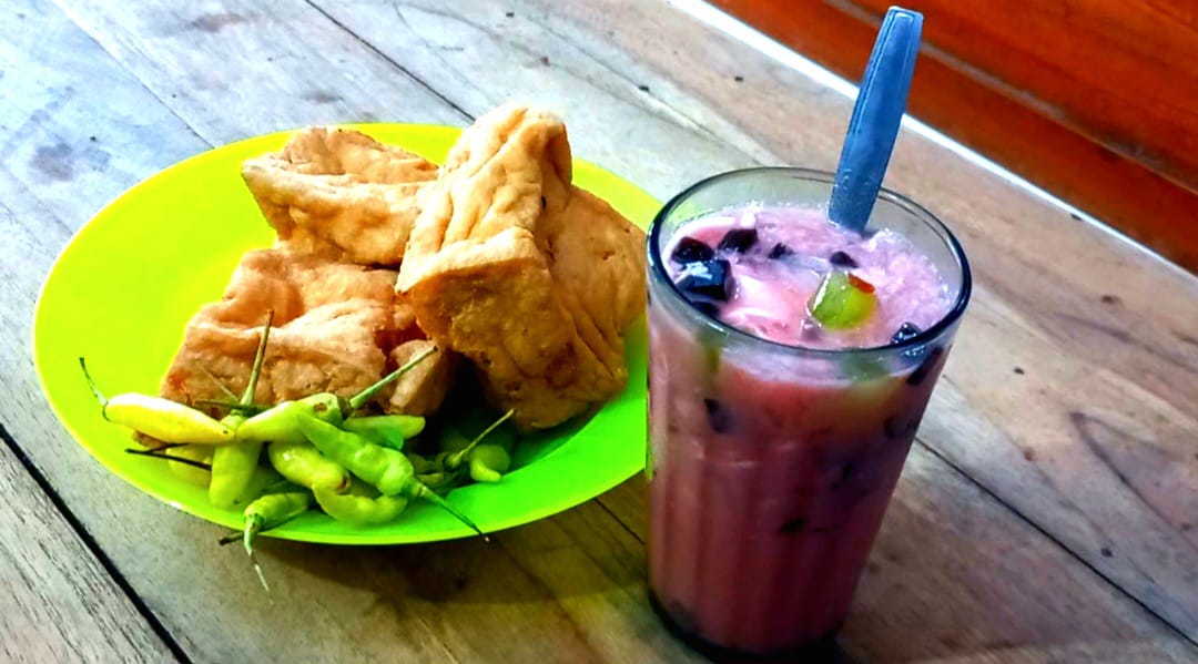 Es Legendaris Saparuwa, Wajib Di Coba Pemudik Di Jalur Pantura Pasuruan