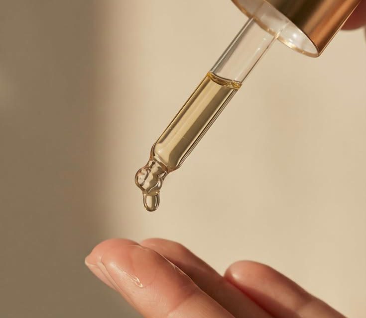 Face Oil Non-Comedogenic: Solusi Lembap Tanpa Jerawat