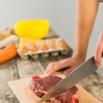 Anti Gagal! Trik Menghilangkan Bau Prengus Daging Kurban