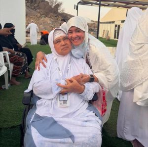 Intan Nuraini Berhaji 2026, Momen Hangat Bertemu Mama Dedeh