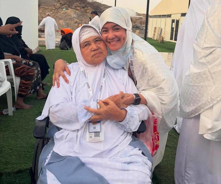 Intan Nuraini Berhaji 2026, Momen Hangat Bertemu Mama Dedeh