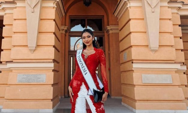 Kebaya Merah Agnes Rahajeng Aura Elegan Di Miss Supranational