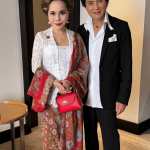 Dewi Soekarno Hadiri Upacara Kemerdekaan RI, Tampil Modis