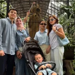 Happy Banget! Sarah Keihl Dan Keluarga Main Ke Kebun Binatang