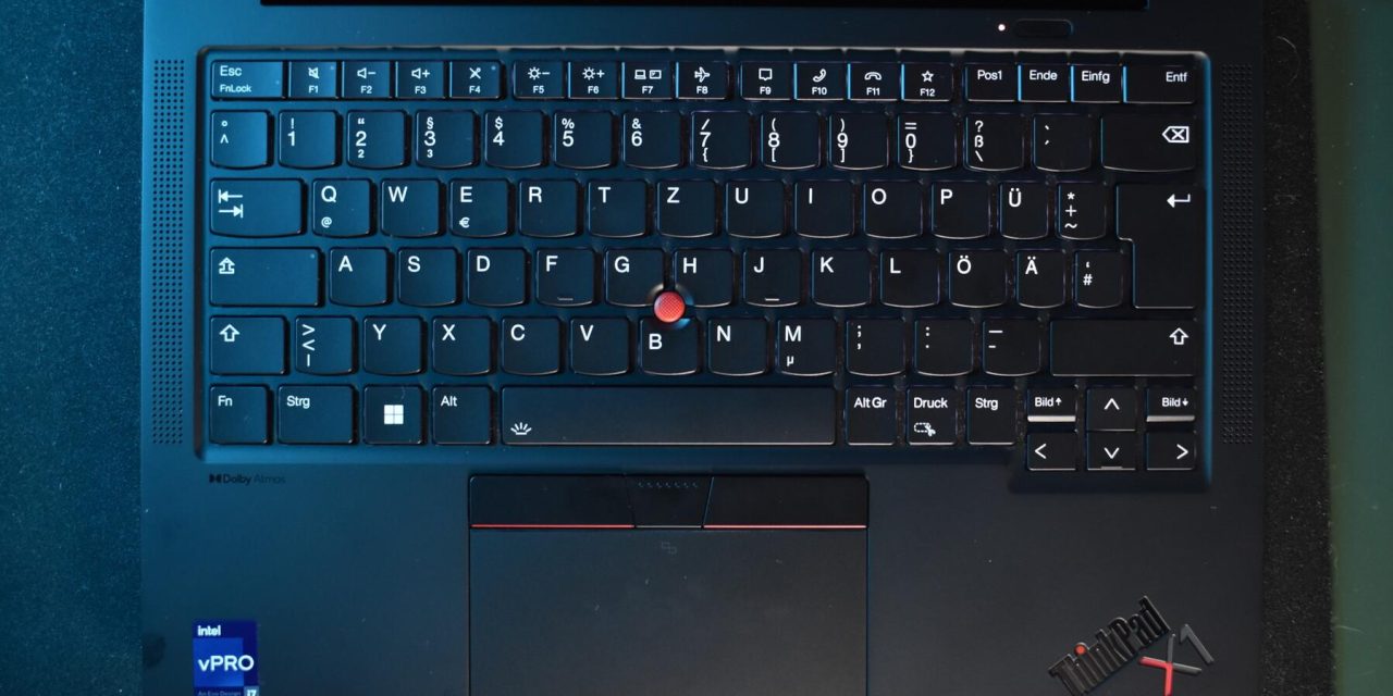 Resmi Rilis! ThinkPad X1 Carbon Gen 11 Bawa Inovasi Baru