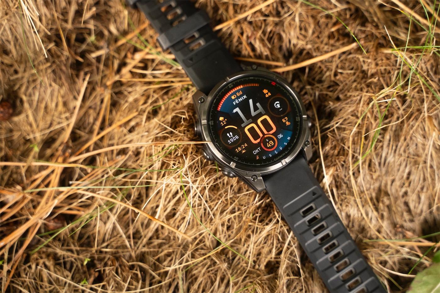 Garmin Fenix 8 Pro Siap Temani Petualangan & Teknologi InReach