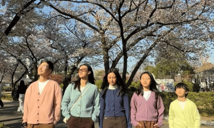Family Look! Gaya Kompak Kimbab Family Untuk OOTD Keluarga