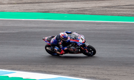 RON 102! Rahasia Bahan Bakar Khusus Motor Balap MotoGP
